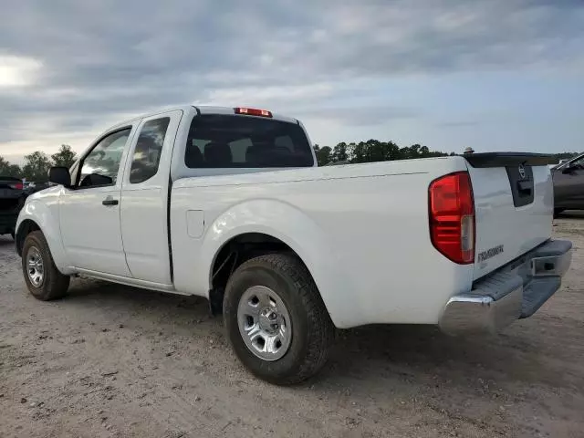 2015 Nissan Frontier S