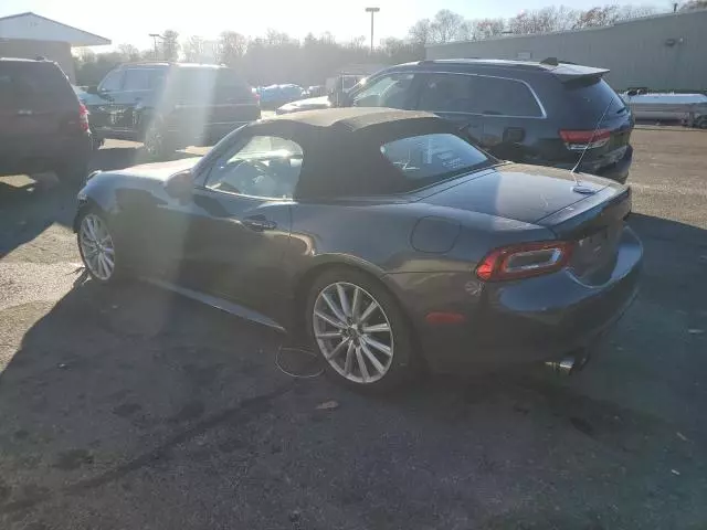 2017 Fiat 124 Spider Classica