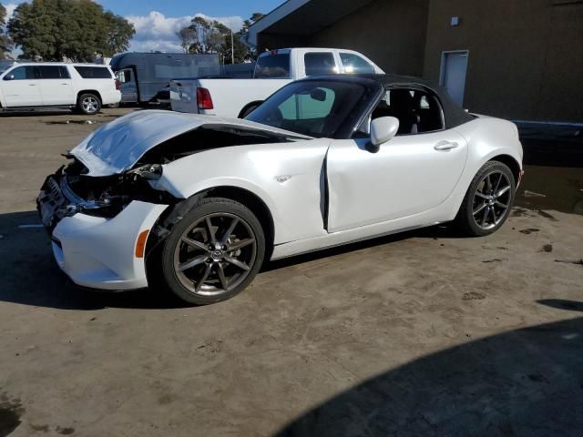 2020 Mazda MX-5 Miata Grand Touring