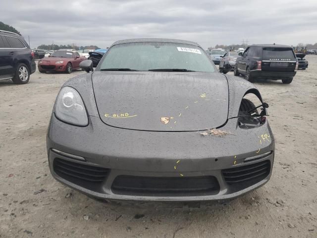 2018 Porsche Cayman