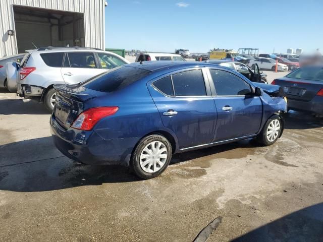 2013 Nissan Versa S