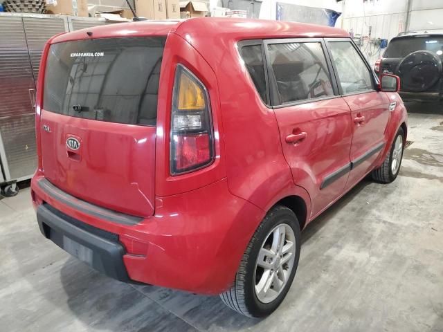 2011 KIA Soul +