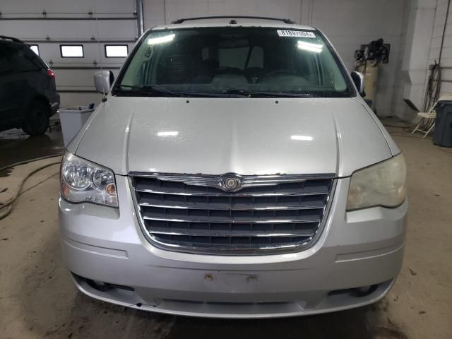 2009 Chrysler Town & Country Touring