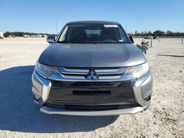 2016 Mitsubishi Outlander SE