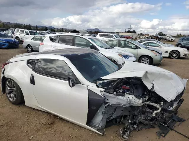 2014 Nissan 370Z Base