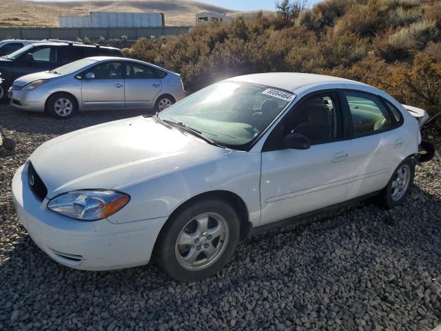 2005 Ford Taurus SE