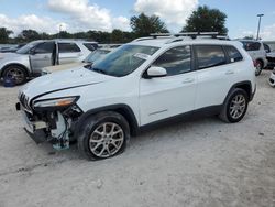 Carros salvage sin ofertas aún a la venta en subasta: 2018 Jeep Cherokee Latitude Plus