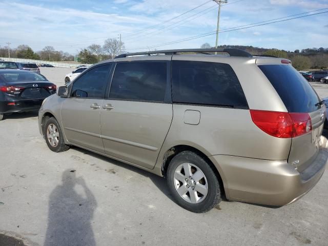 2006 Toyota Sienna XLE