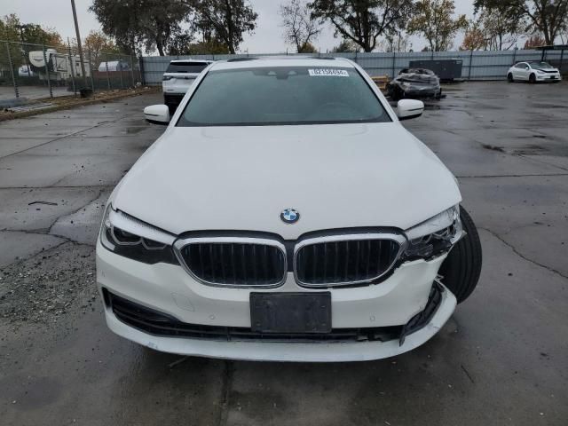 2019 BMW 530E