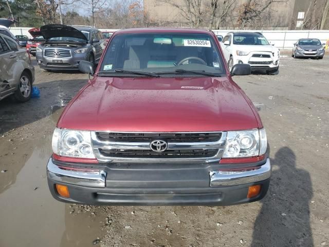 2000 Toyota Tacoma