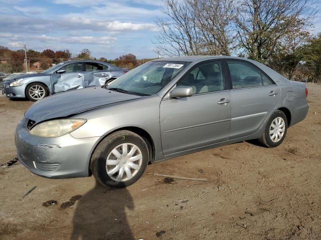 2005 Toyota Camry LE