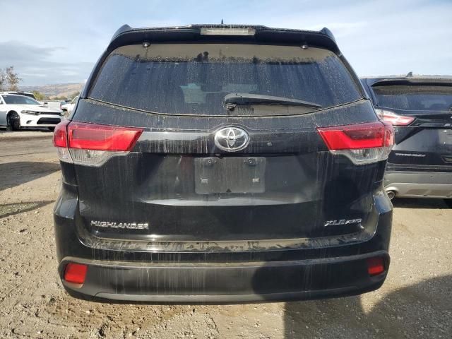 2019 Toyota Highlander SE