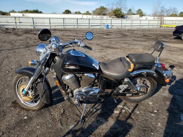 1999 Honda VT750 CD