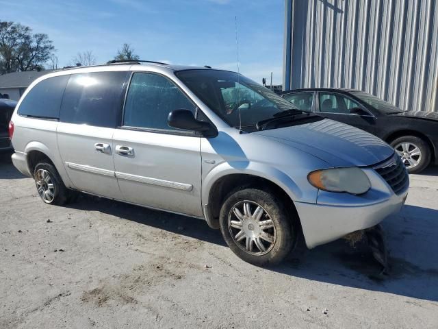 2007 Chrysler Town & Country Touring