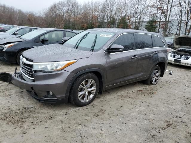 2015 Toyota Highlander LE