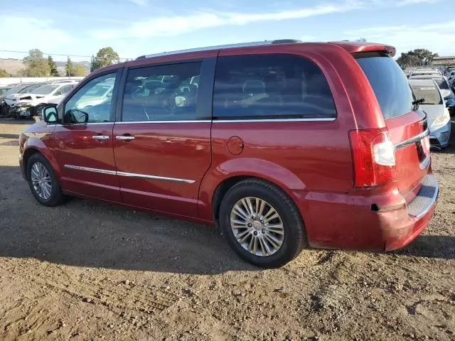 2011 Chrysler Town & Country Limited