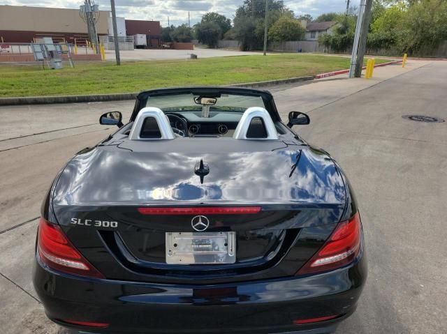 2017 Mercedes-Benz SLC 300