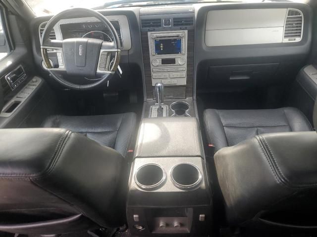 2010 Lincoln Navigator L