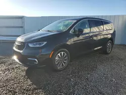 Chrysler Vehiculos salvage en venta: 2024 Chrysler Pacifica Hybrid Select