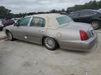 1999 Lincoln Town Car Signature