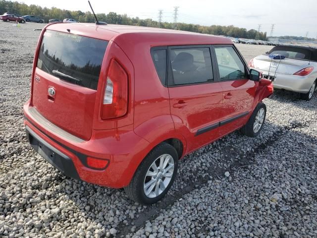 2013 KIA Soul +