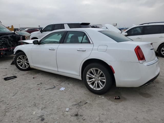 2016 Chrysler 300C