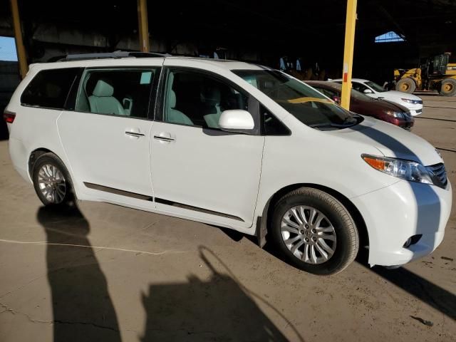 2015 Toyota Sienna XLE