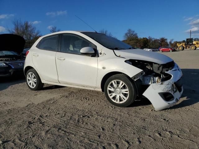 2014 Mazda 2 Sport