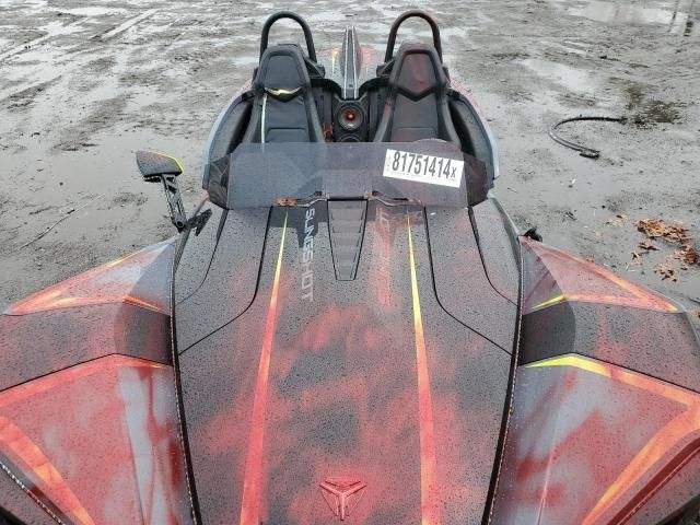 2023 Polaris Slingshot SLR