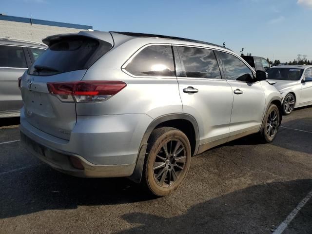 2019 Toyota Highlander SE