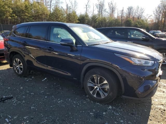 2020 Toyota Highlander Hybrid XLE