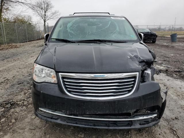 2015 Chrysler Town & Country Touring L