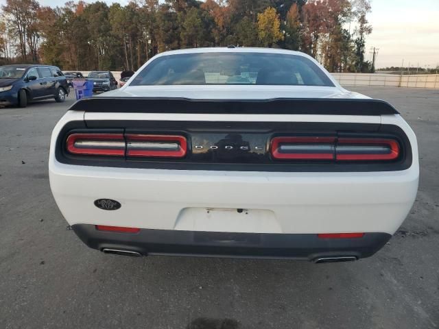 2016 Dodge Challenger SXT