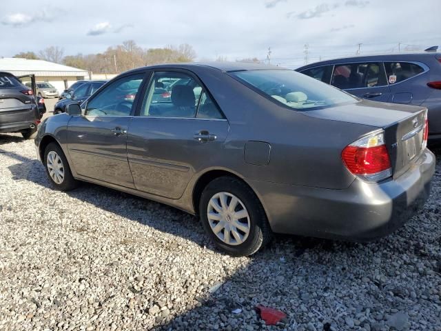 2005 Toyota Camry LE