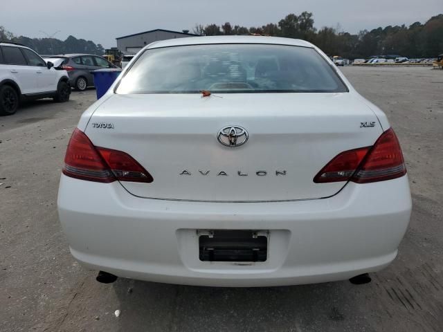 2008 Toyota Avalon XL