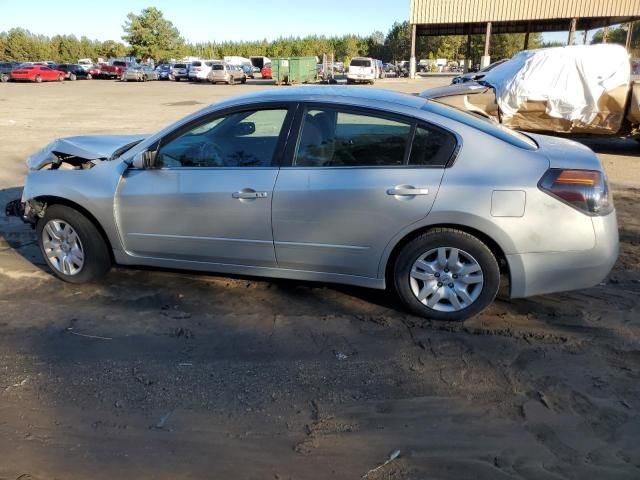 2010 Nissan Altima Base