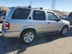 2003 Nissan Pathfinder LE