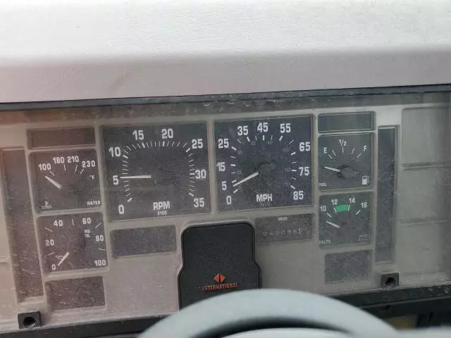 1997 International 4000 4700