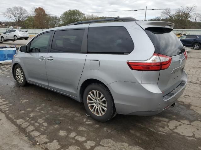 2015 Toyota Sienna XLE