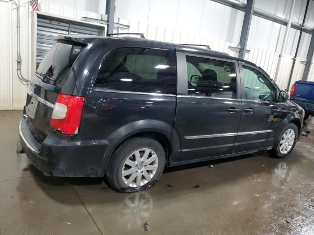 2013 Chrysler Town & Country Touring