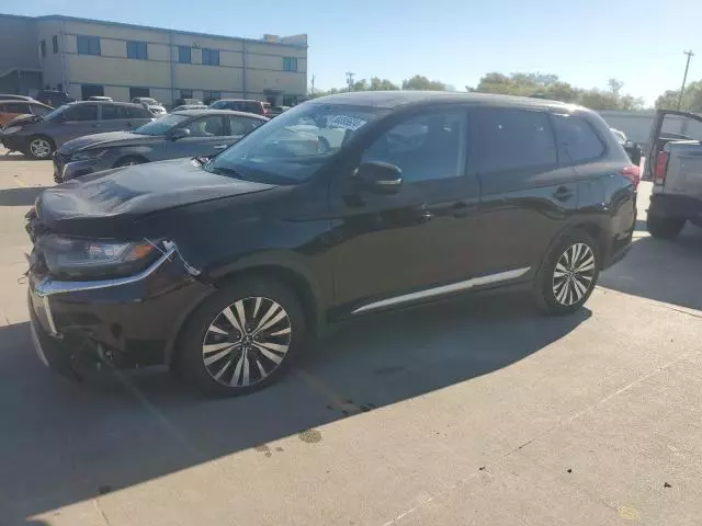 2019 Mitsubishi Outlander SE