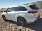 2017 Toyota Highlander SE