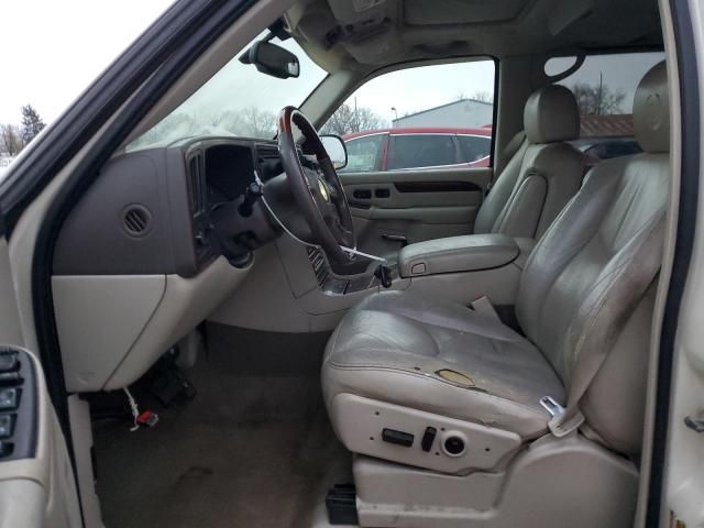 2005 Cadillac Escalade Luxury