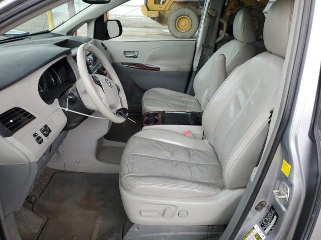 2011 Toyota Sienna XLE