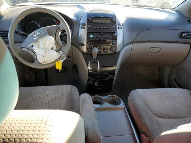 2008 Toyota Sienna CE