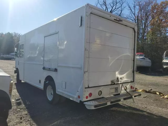 2013 Ford F59