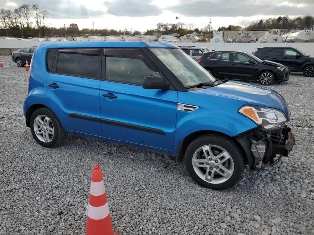 2011 KIA Soul +