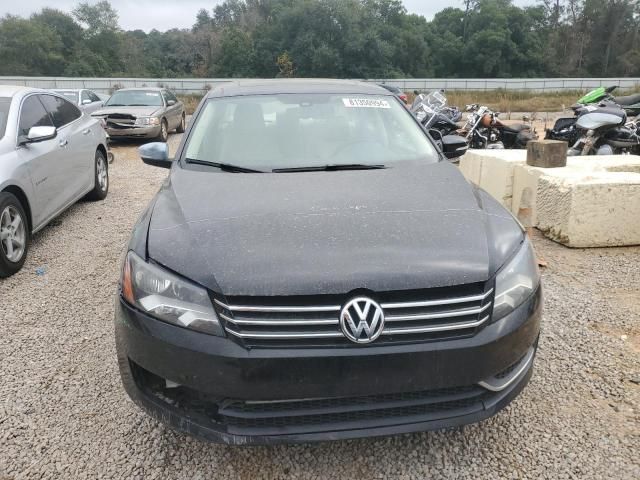 2013 Volkswagen Passat SE