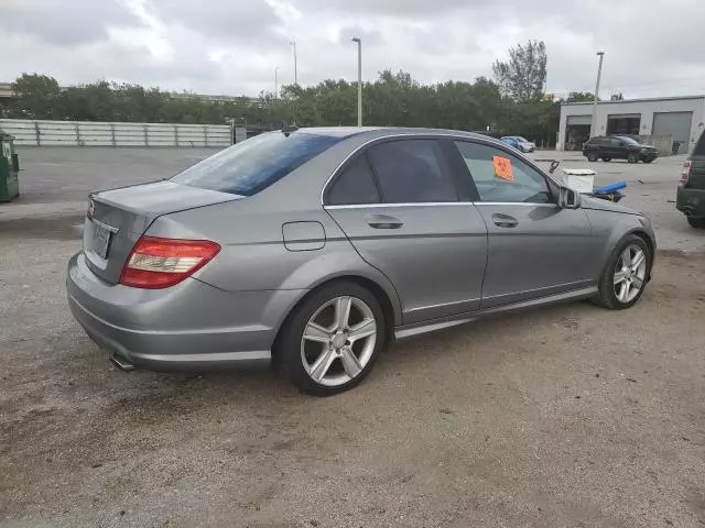 2011 Mercedes-Benz C300