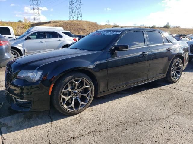 2018 Chrysler 300 S